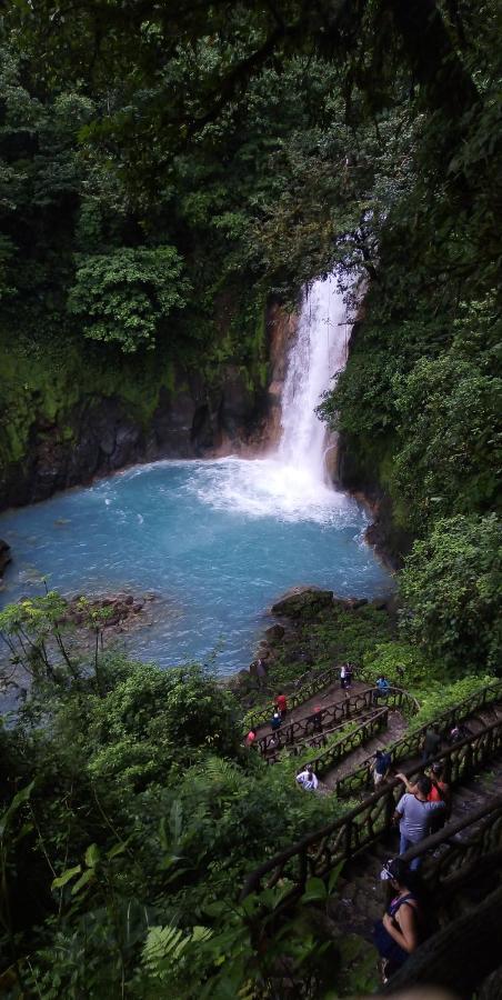 Cabinas El Pilon Rio Celeste Buitenkant foto