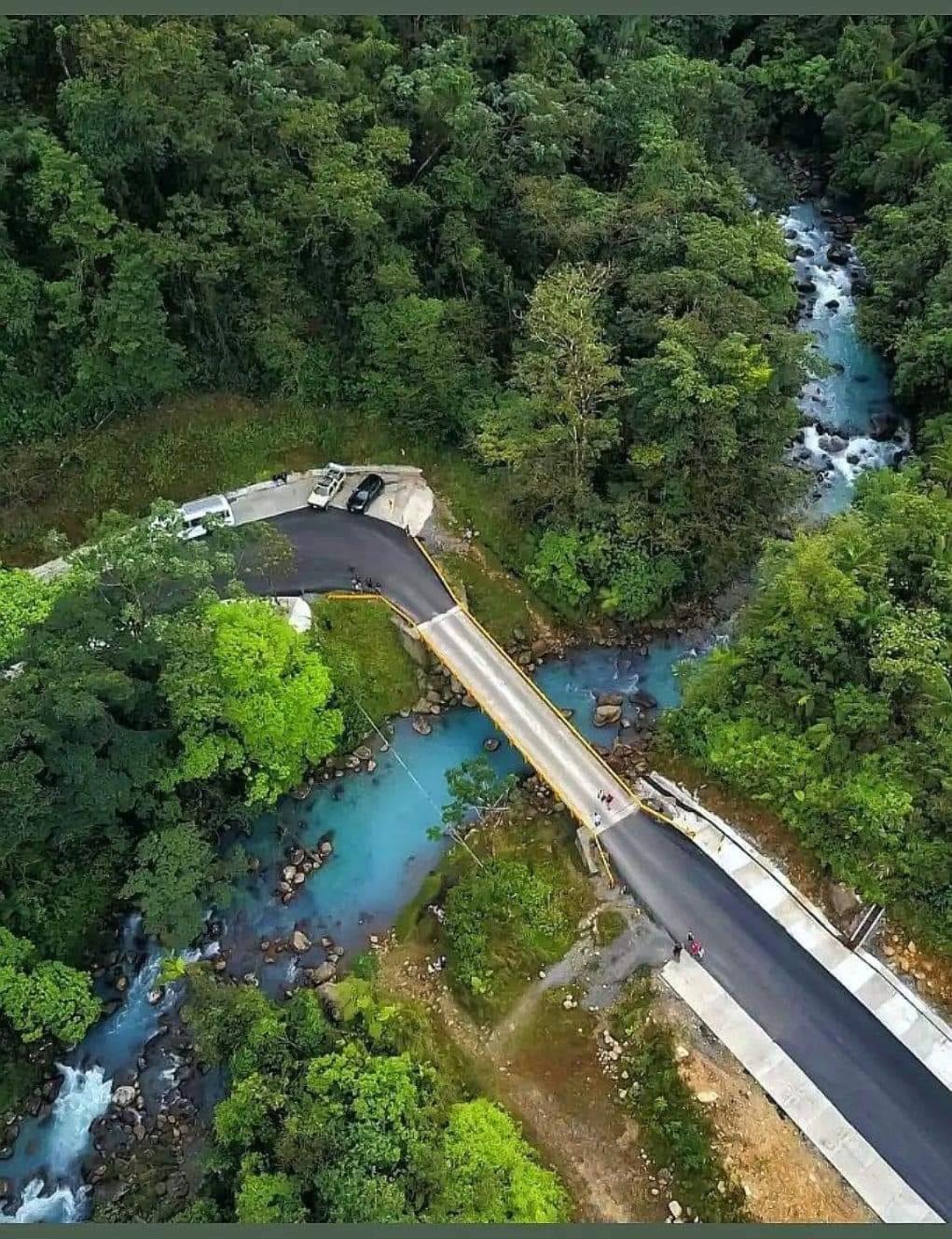Cabinas El Pilon Rio Celeste Buitenkant foto